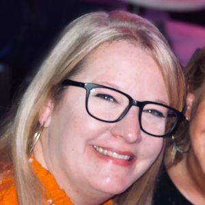 Meet your Posher, Lori